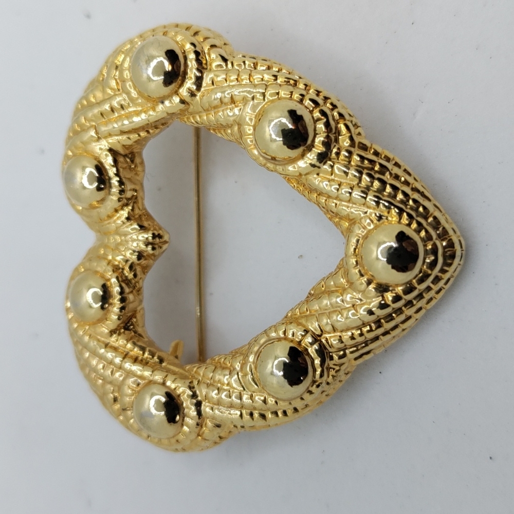 Vintage Gold Heart Brooch